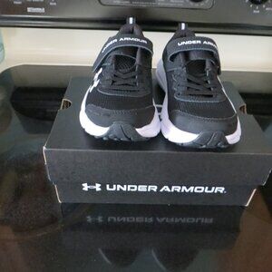 Boy's Under Armour Assert 10 AC Sneakers